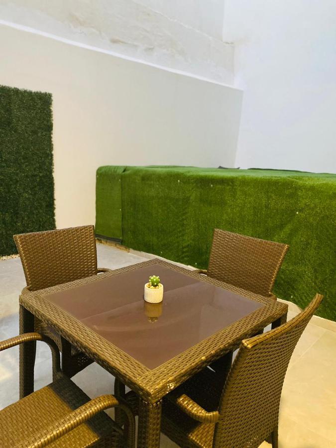Spacious Deluxe Seaside Escape St. Paul's Bay Ngoại thất bức ảnh